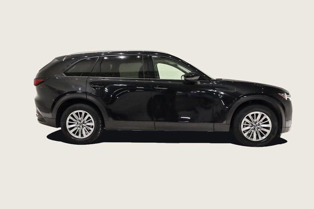 Used 2024 MAZDA CX-90 3.3 Turbo w/ Preferred Package image 4