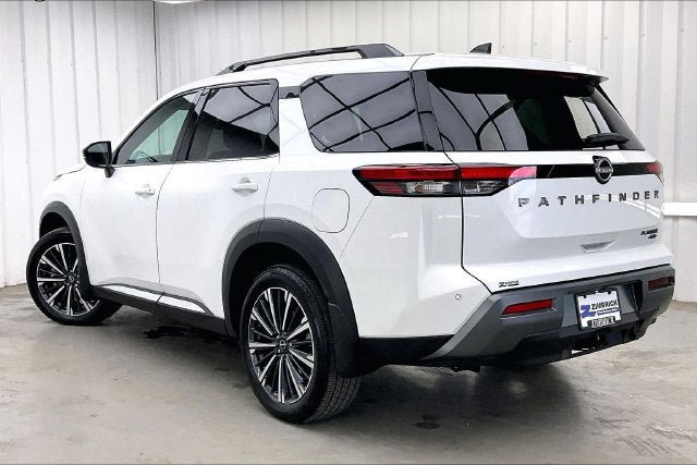 Used 2026 Nissan Pathfinder Platinum AWD/4WD image 11