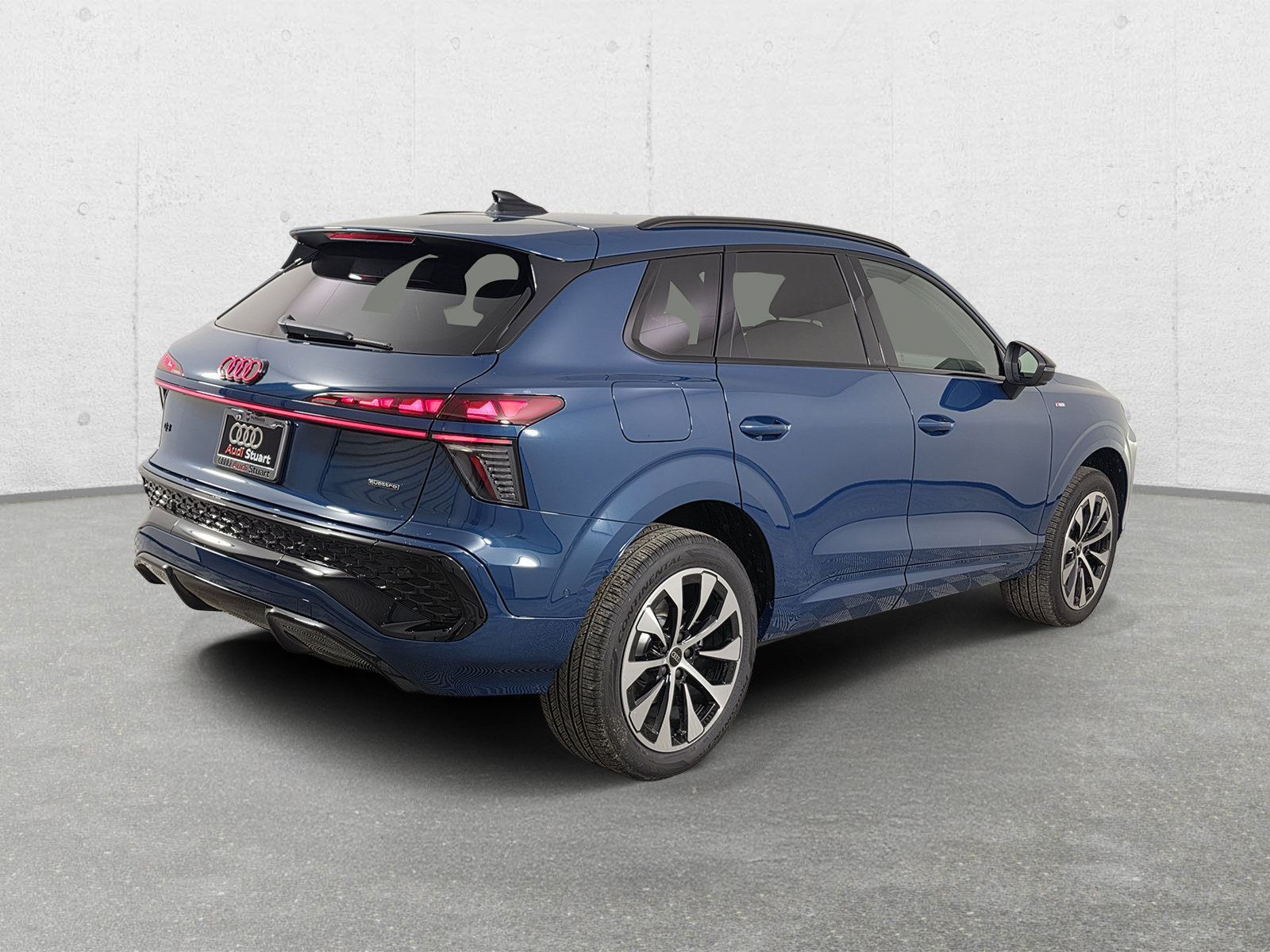 New 2026 Audi Q3 quattro 2.0T AWD/4WD image 6