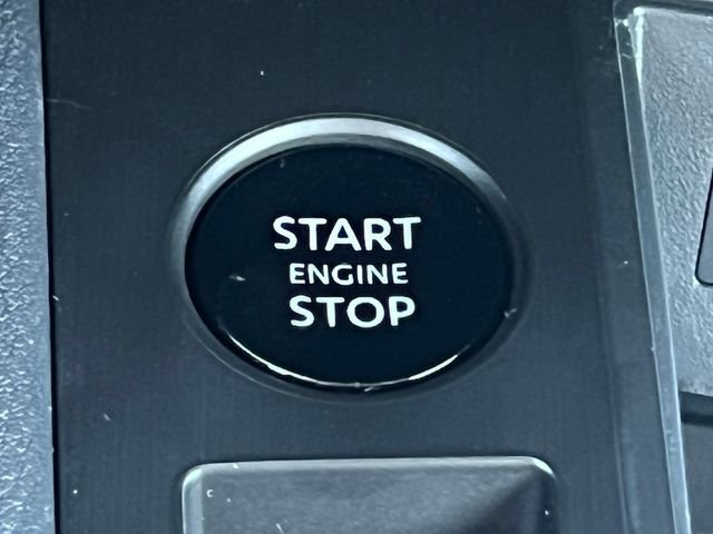 New 2026 Nissan Kicks SV w/ Charging Package image 29