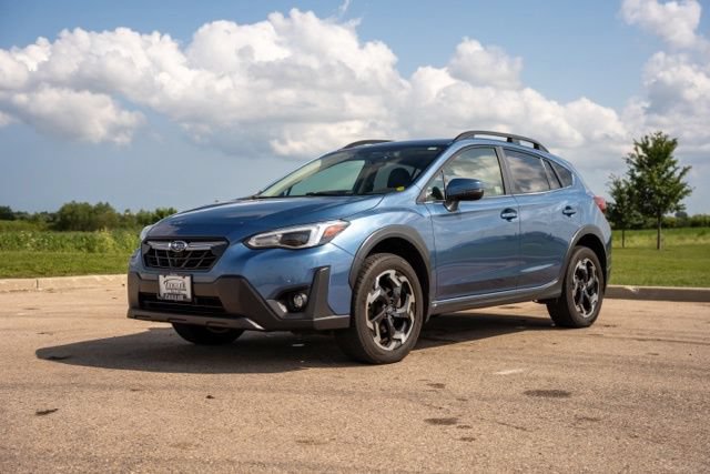 Used 2021 Subaru Crosstrek 2.5i Limited w/ Moonroof Package 2 AWD/4WD image 3