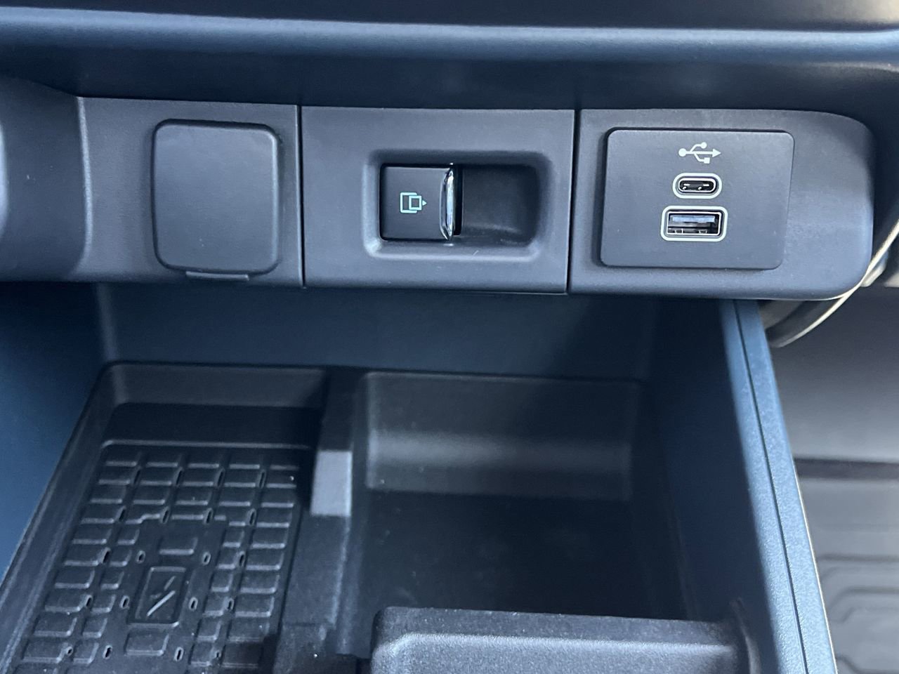 New 2025 Ford Maverick Tremor image 7