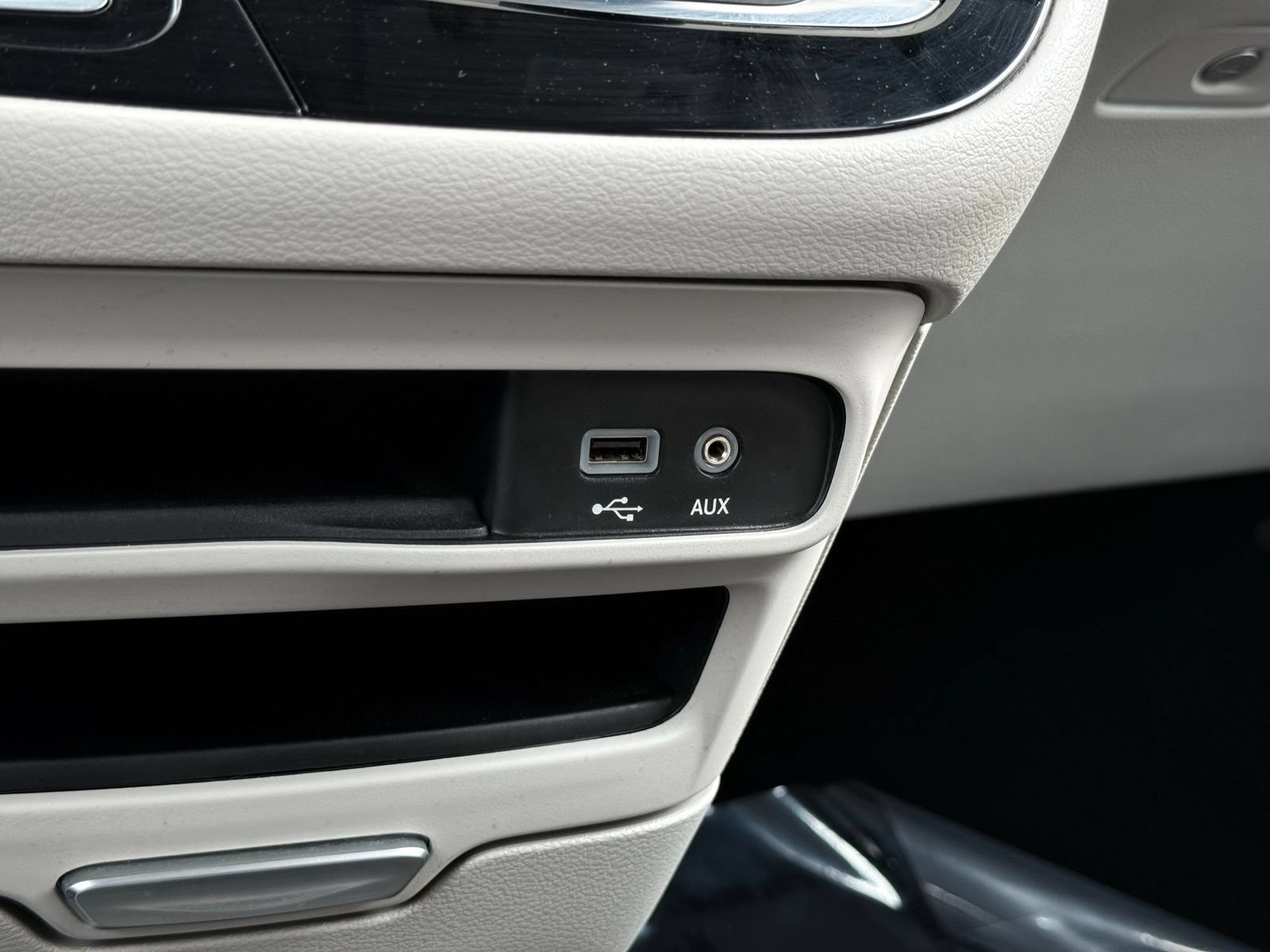 Used 2018 Chrysler Pacifica Touring Plus FWD image 48
