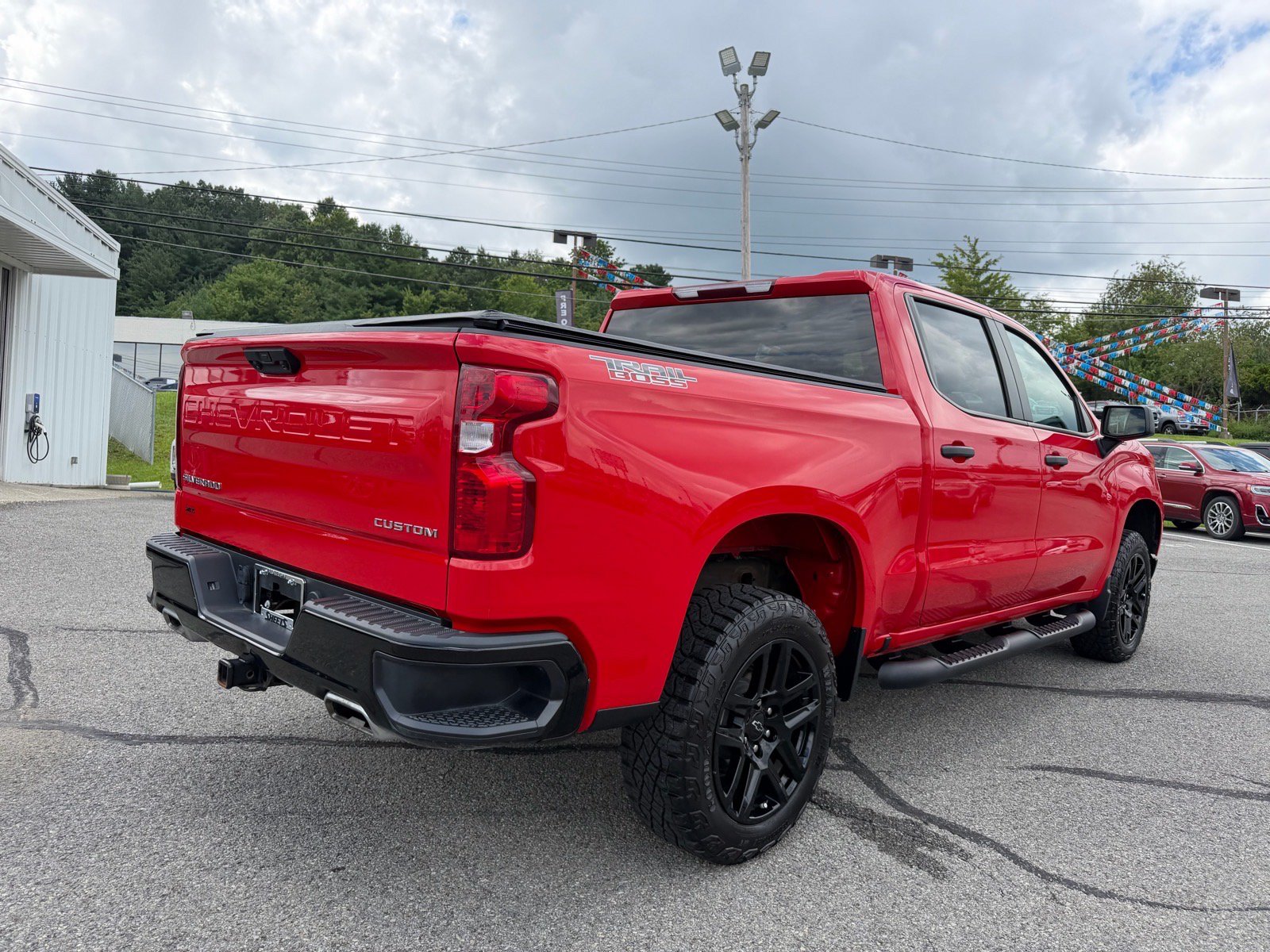Used 2024 Chevrolet Silverado 1500 Custom Trail Boss AWD/4WD image 6