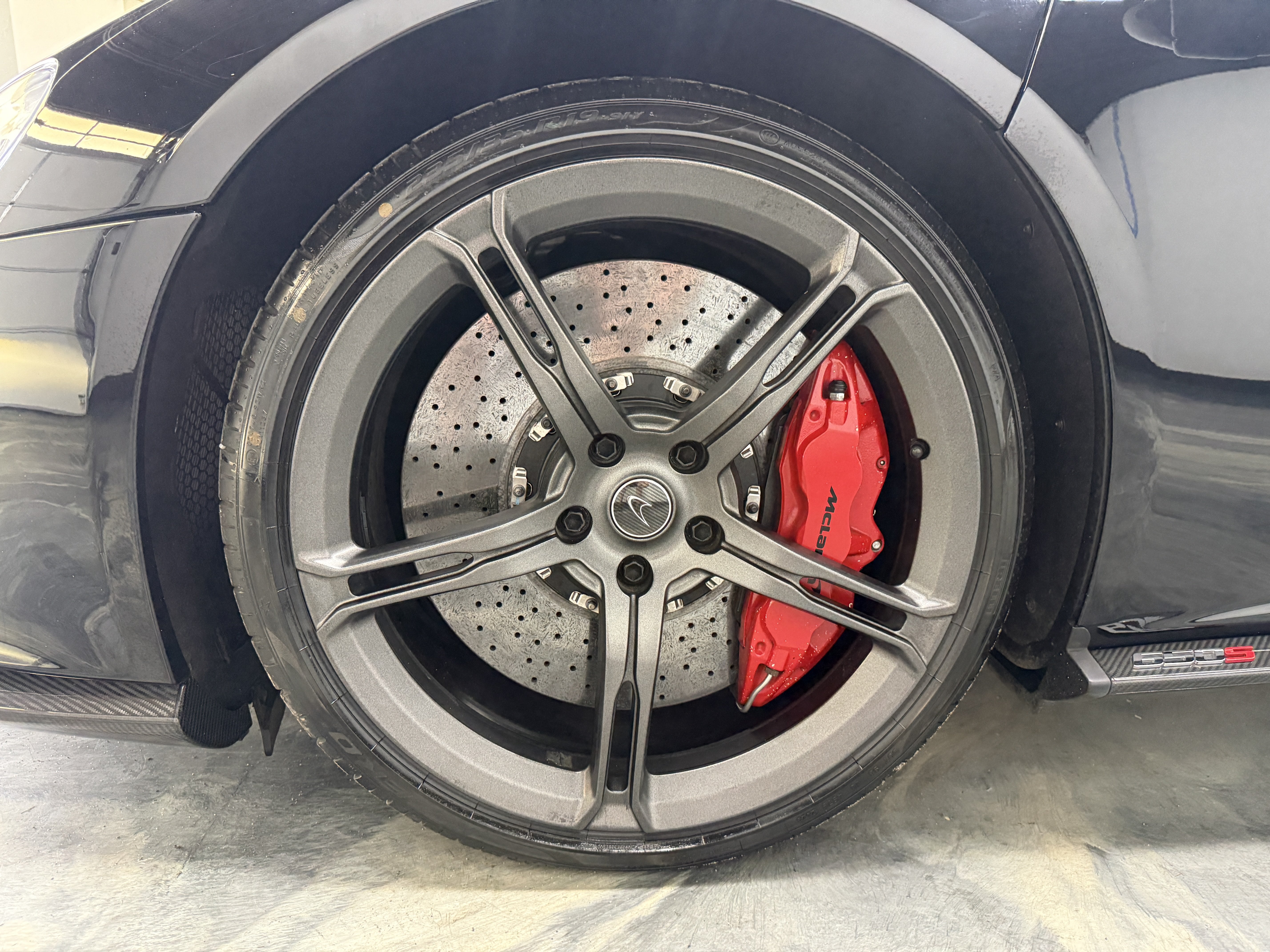 Used 2016 McLaren 650S Spider RWD image 51