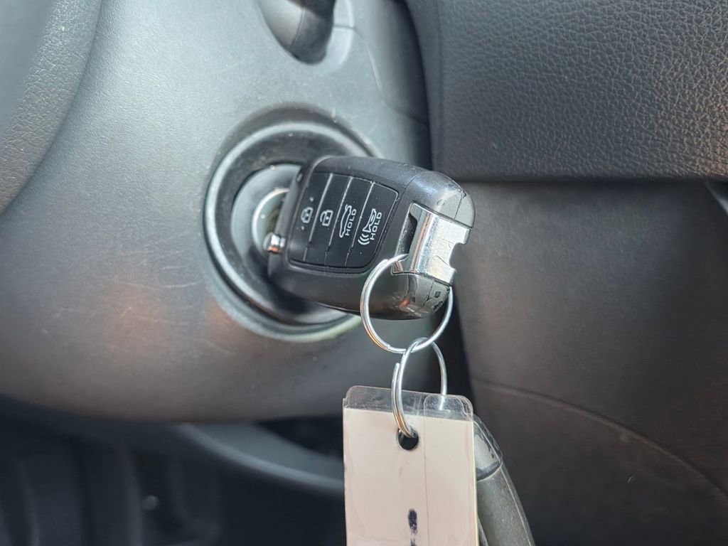 Used 2021 Hyundai Sonata SE image 31