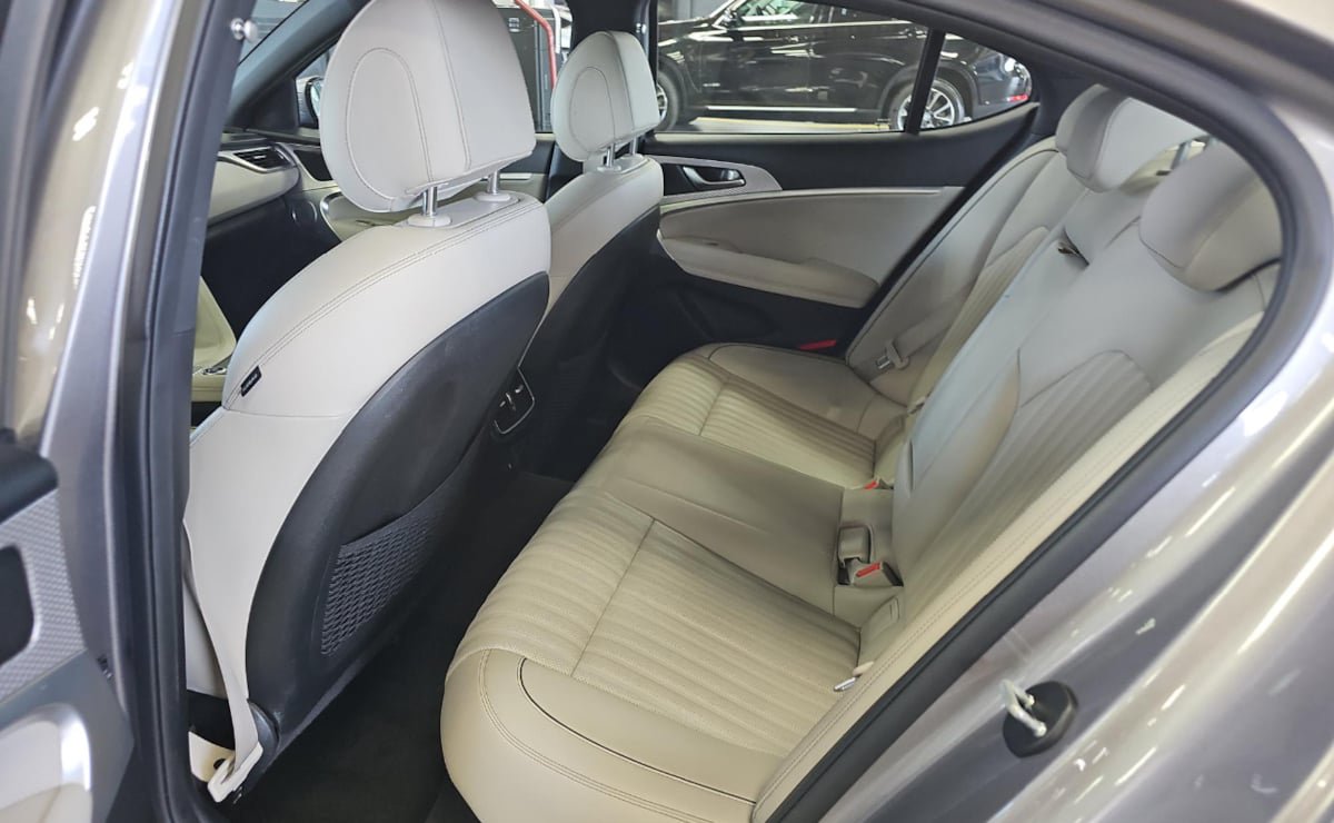 Used 2023 Genesis G70 2.0T w/ Sport Prestige Package AWD/4WD image 10
