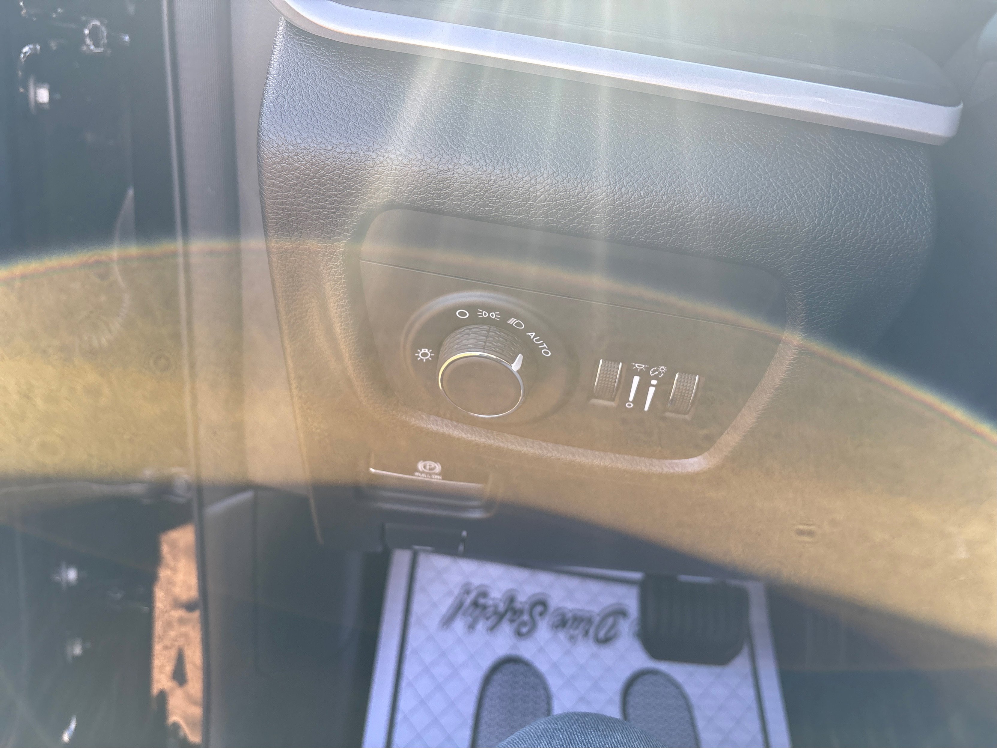 Used 2024 Jeep Grand Cherokee L Altitude image 15