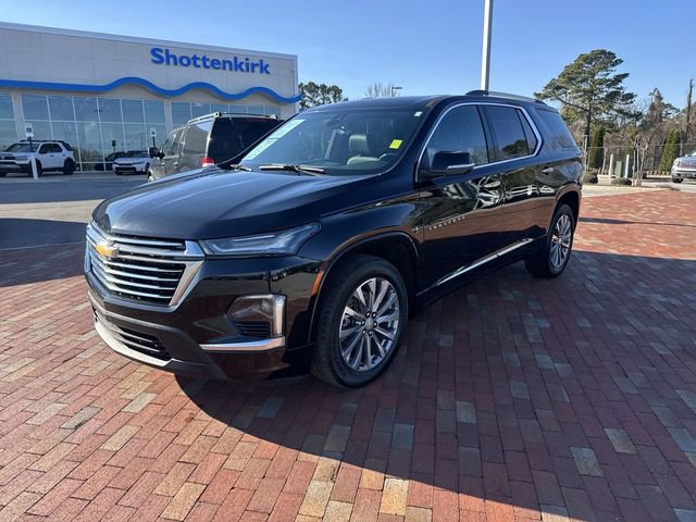 Used 2023 Chevrolet Traverse Premier image 12