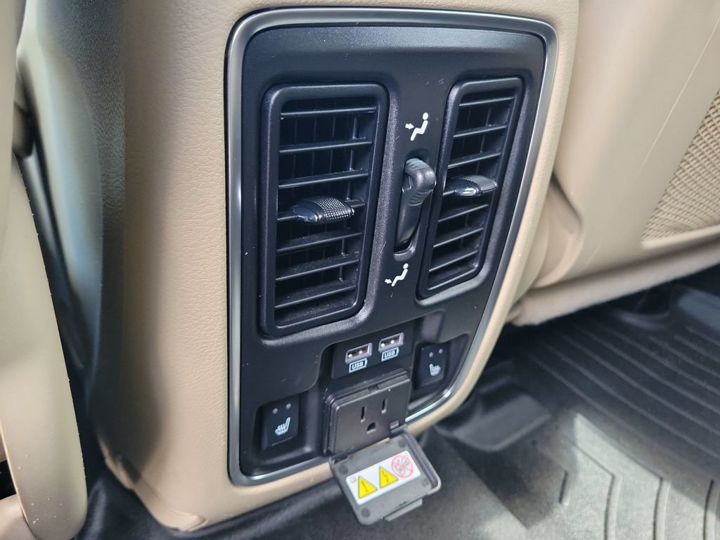 Used 2018 Dodge Durango Citadel w/ Technology Group AWD/4WD image 15