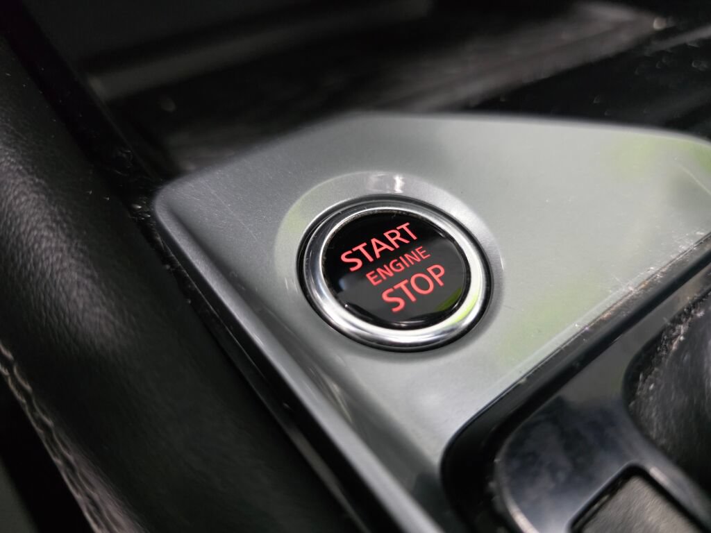 Used 2023 Nissan Altima 2.5 SV w/ SV Premium Package AWD/4WD image 15