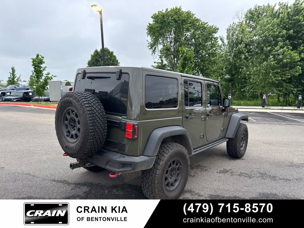 Used 2015 Jeep Wrangler Unlimited Rubicon AWD/4WD image 5