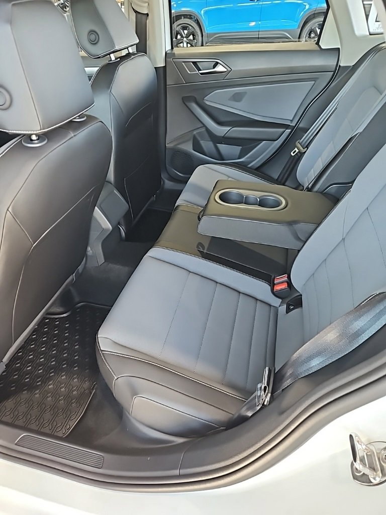 New 2026 Volkswagen Jetta SE image 22