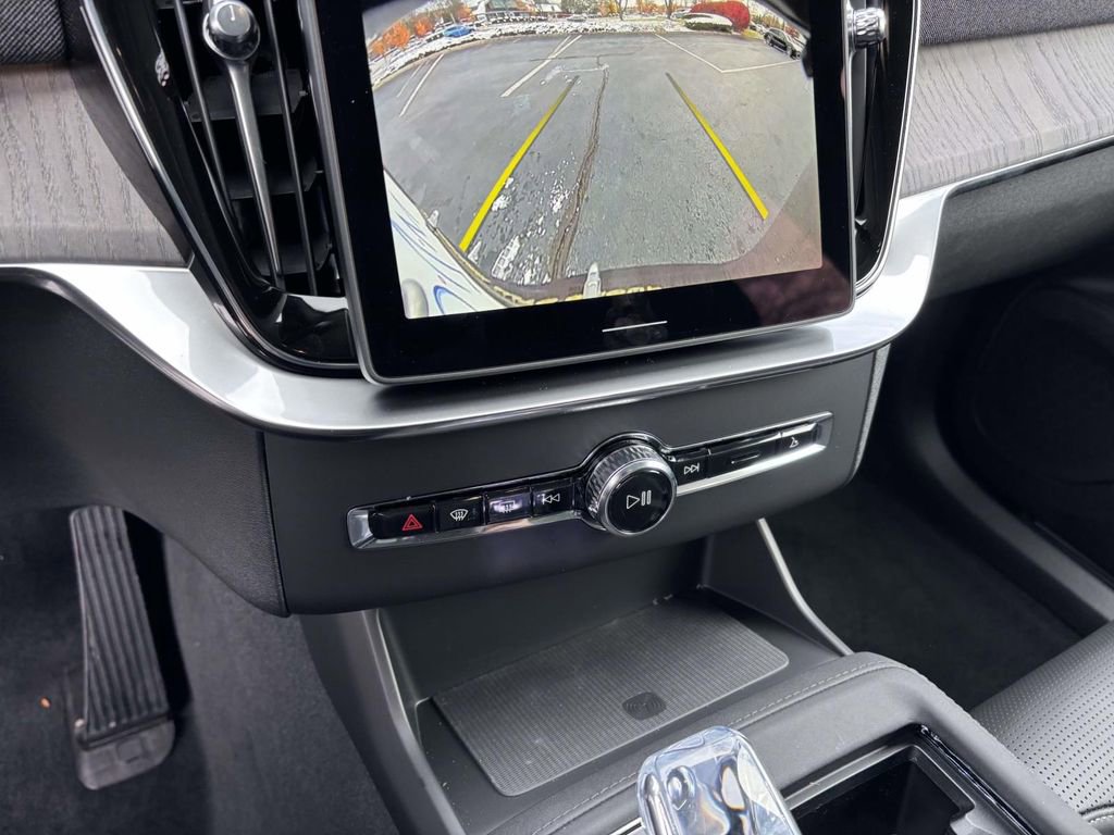 New 2026 Volvo XC90 B6 Ultra w/ Protection Package Premier image 22