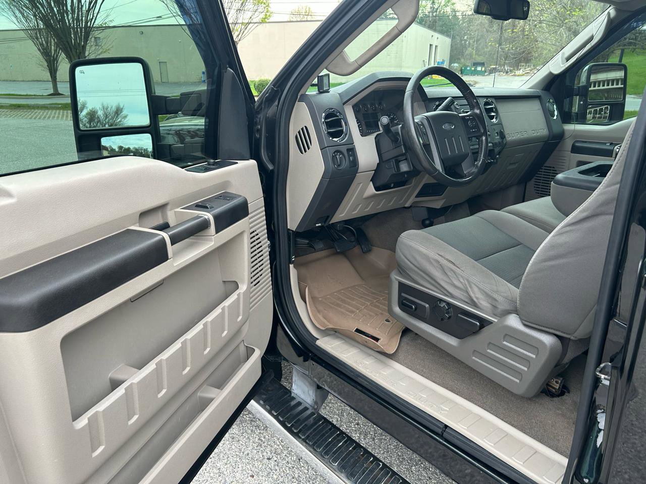 Used 2010 Ford F350 XLT image 10