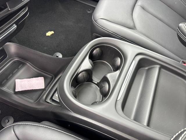 New 2027 Chrysler Pacifica Select AWD/4WD image 28