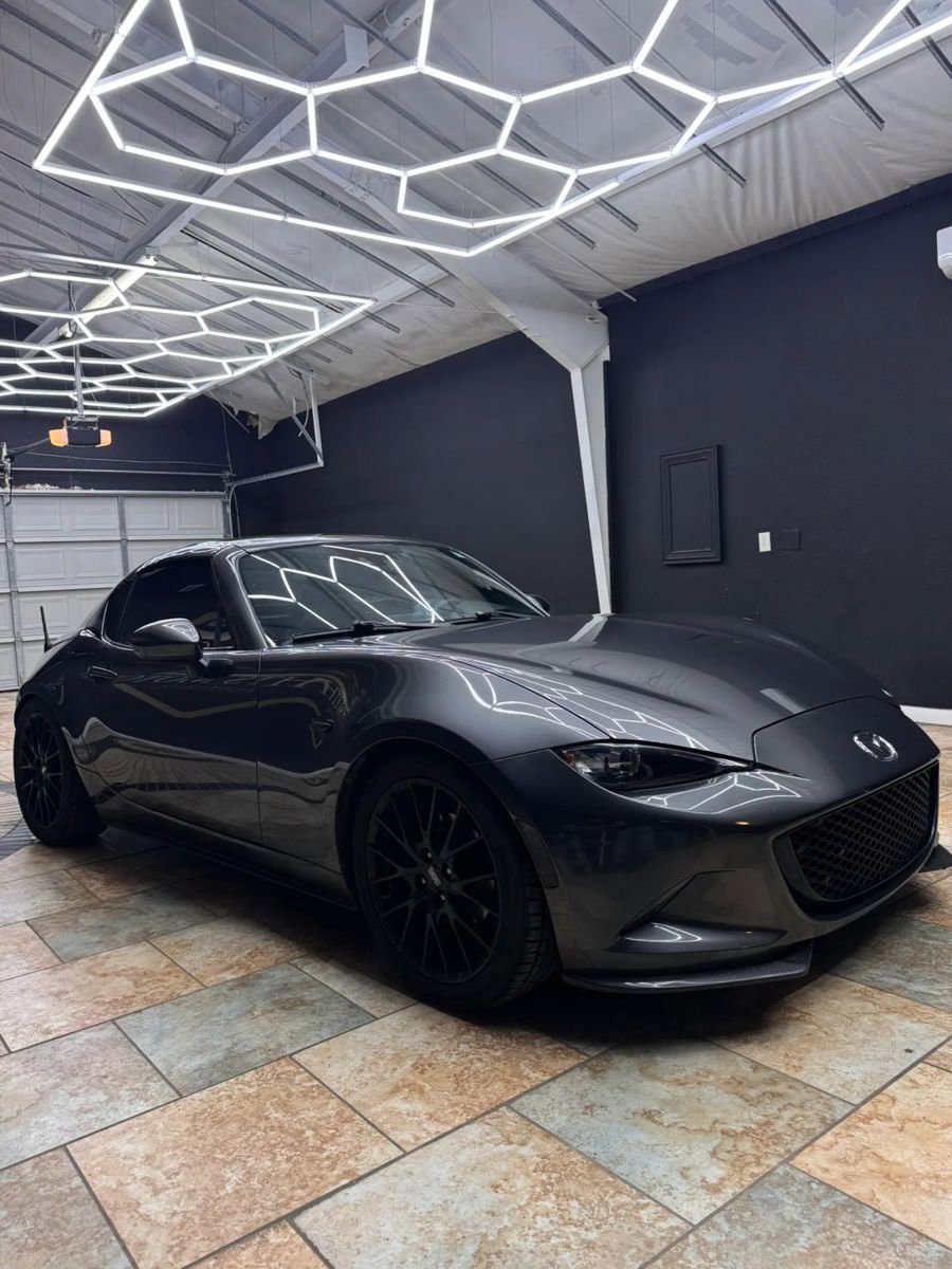 Used 2018 MAZDA MX-5 Miata RF Grand Touring RWD image 4