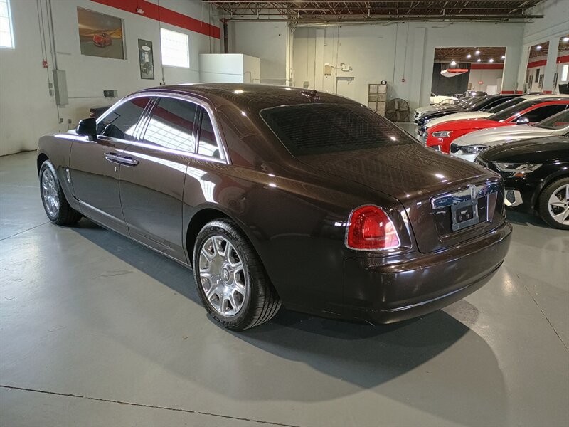 Used 2013 Rolls-Royce Ghost RWD image 3