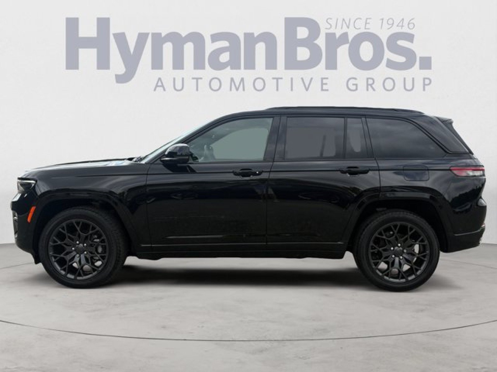 Used 2025 Jeep Grand Cherokee Summit w/ Adv Protech Group IV AWD/4WD image 6