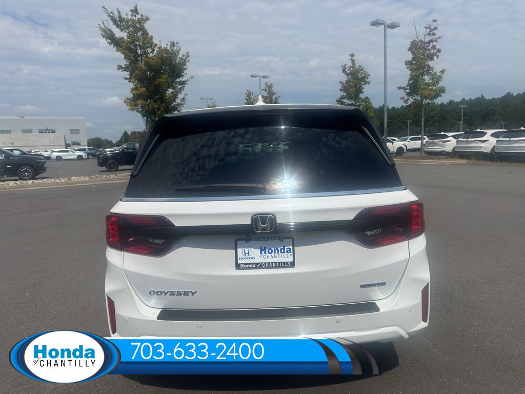 New 2027 Honda Odyssey Touring image 6