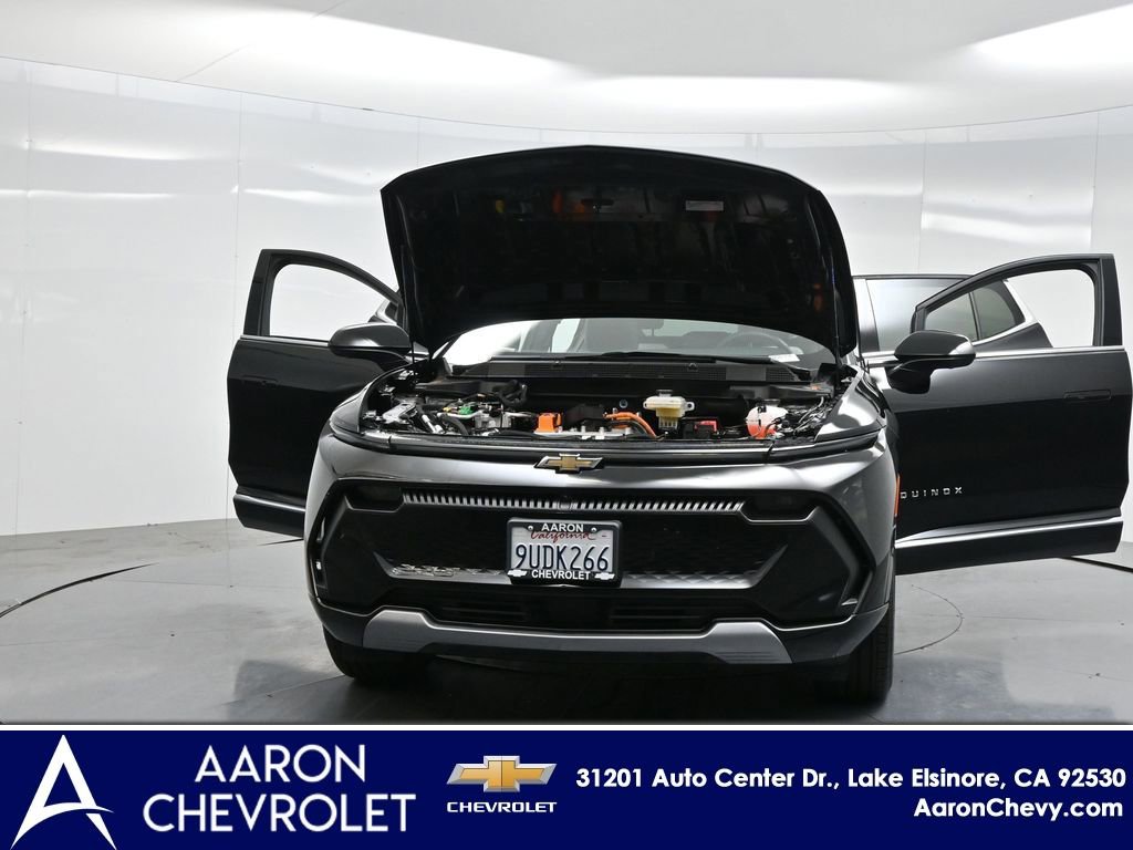 New 2025 Chevrolet Equinox EV LT w/ Convenience Package image 37