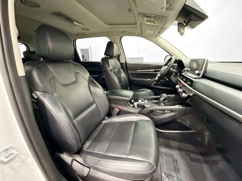 Used 2020 Kia Telluride S w/ S 8 Passenger Seating Package image 14