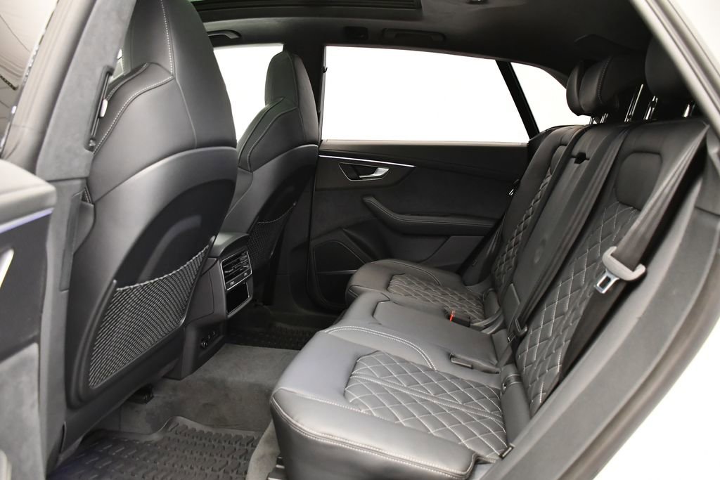 New 2026 Audi SQ8 Prestige image 40
