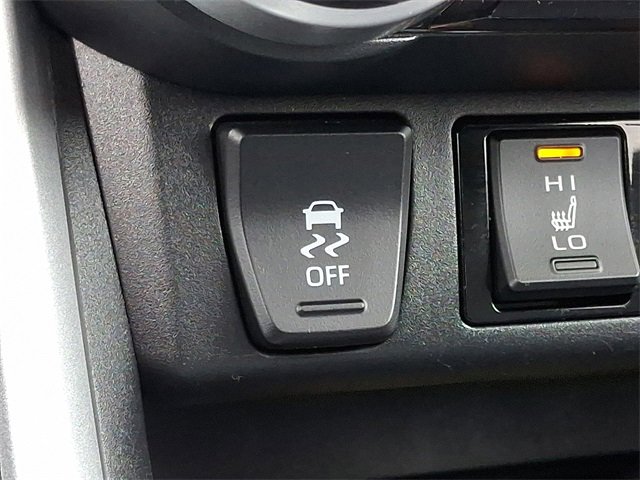 Used 2020 Toyota RAV4 XSE image 28