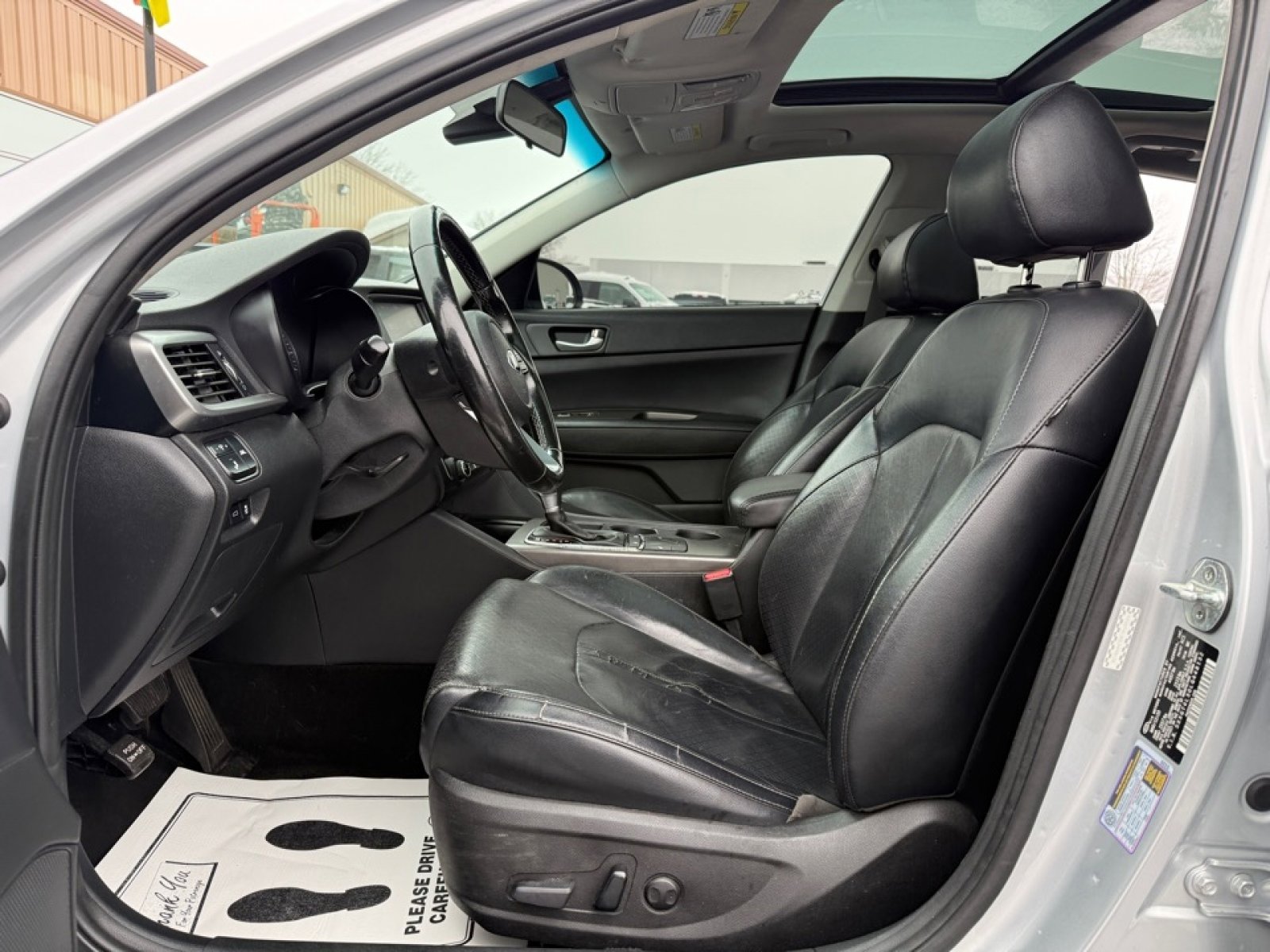 Used 2020 Kia Optima SE FWD image 10