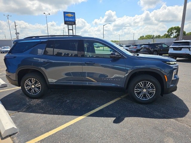 New 2026 Chevrolet Traverse LT w/ Driver Confidence Package image 8
