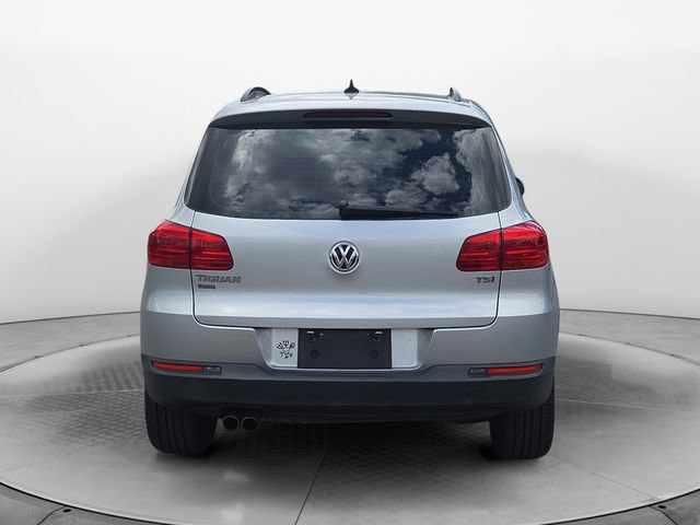 Used 2017 Volkswagen Tiguan Limited w/ Premium Package FWD image 4