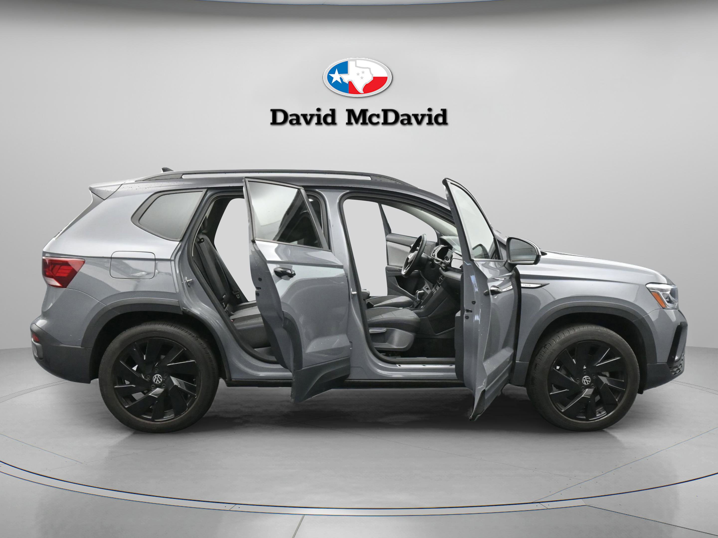 Used 2024 Volkswagen Taos SE image 24