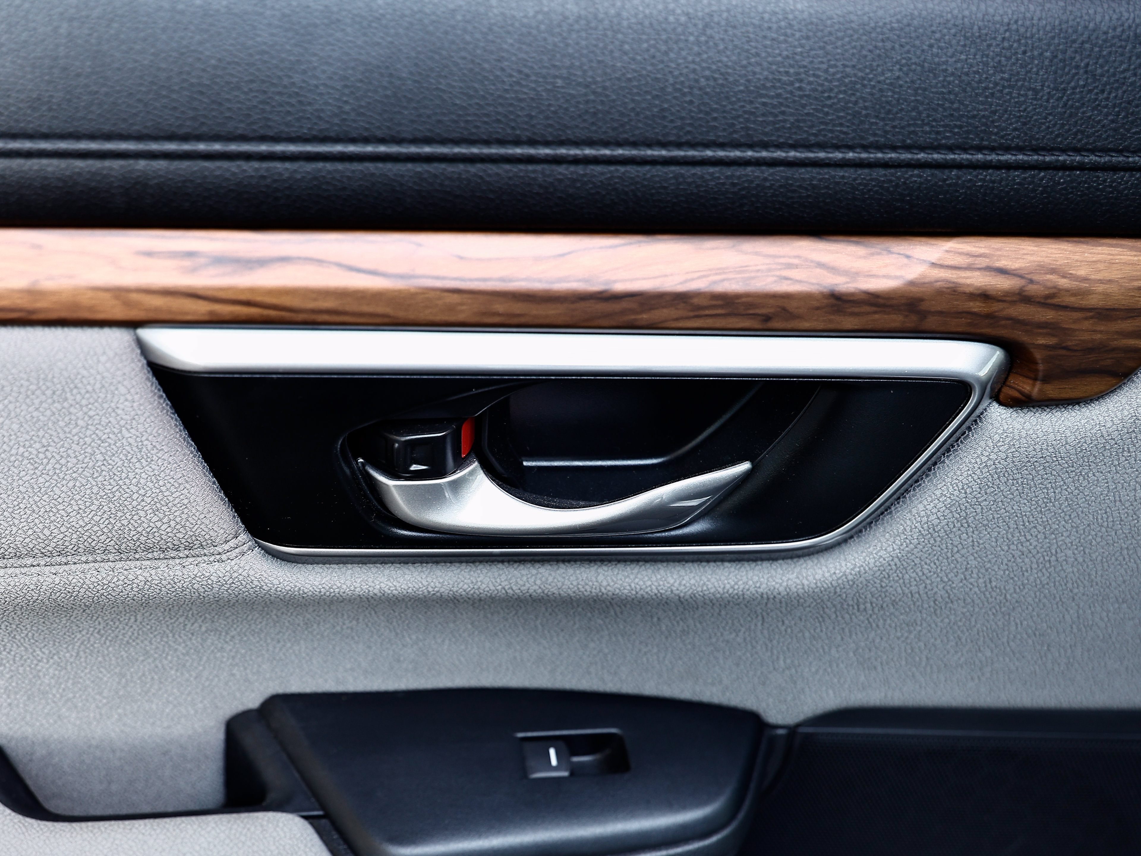 Used 2018 Honda CR-V EX image 21