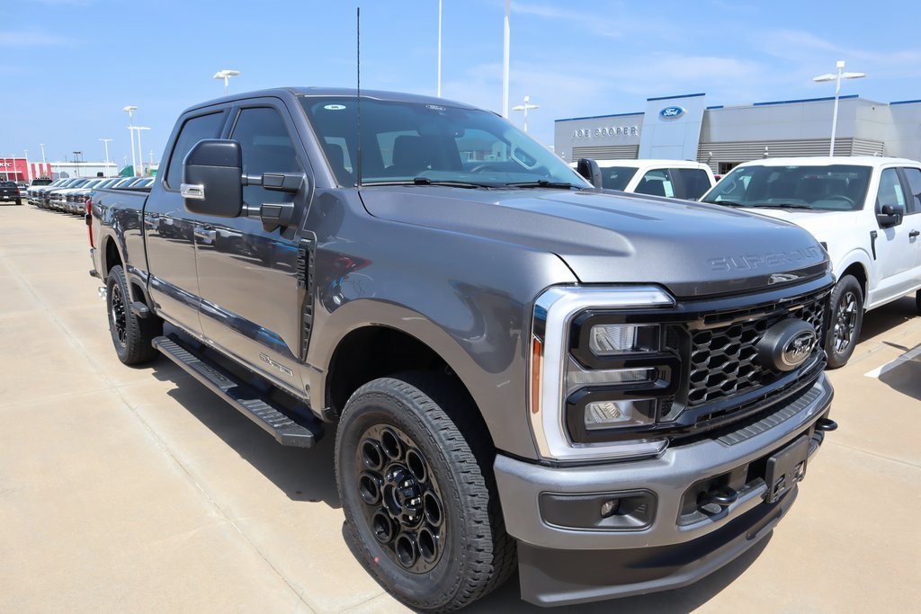 New 2025 Ford F250 Lariat w/ Black Appearance Package image 1