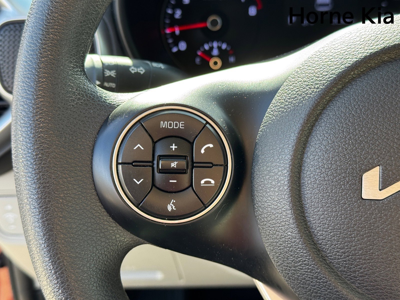 Certified 2022 Kia Soul LX image 18