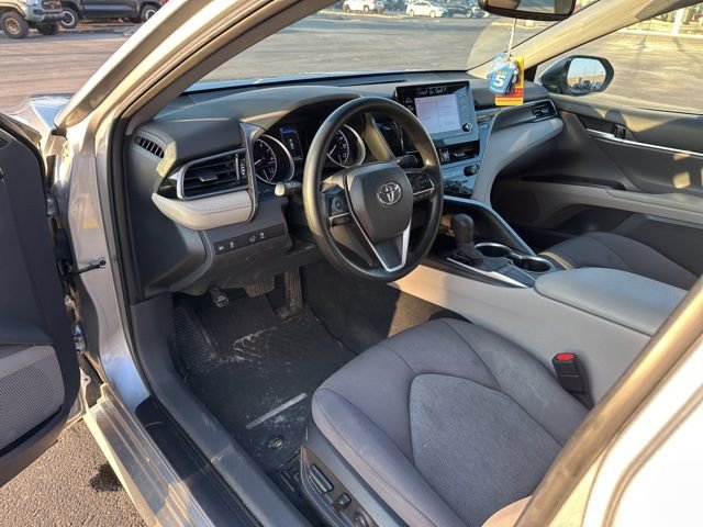 Used 2023 Toyota Camry LE w/ Convenience Package image 27