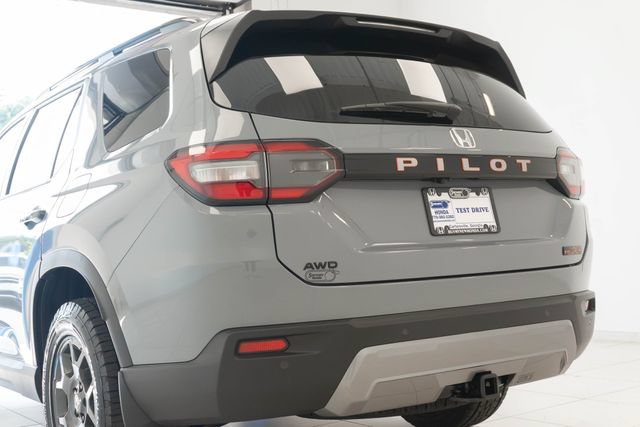 New 2026 Honda Pilot TrailSport image 12