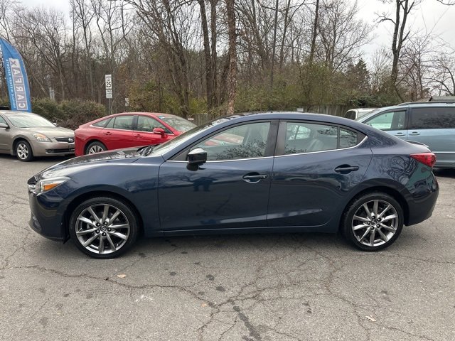 Used 2018 MAZDA MAZDA3 Touring image 4