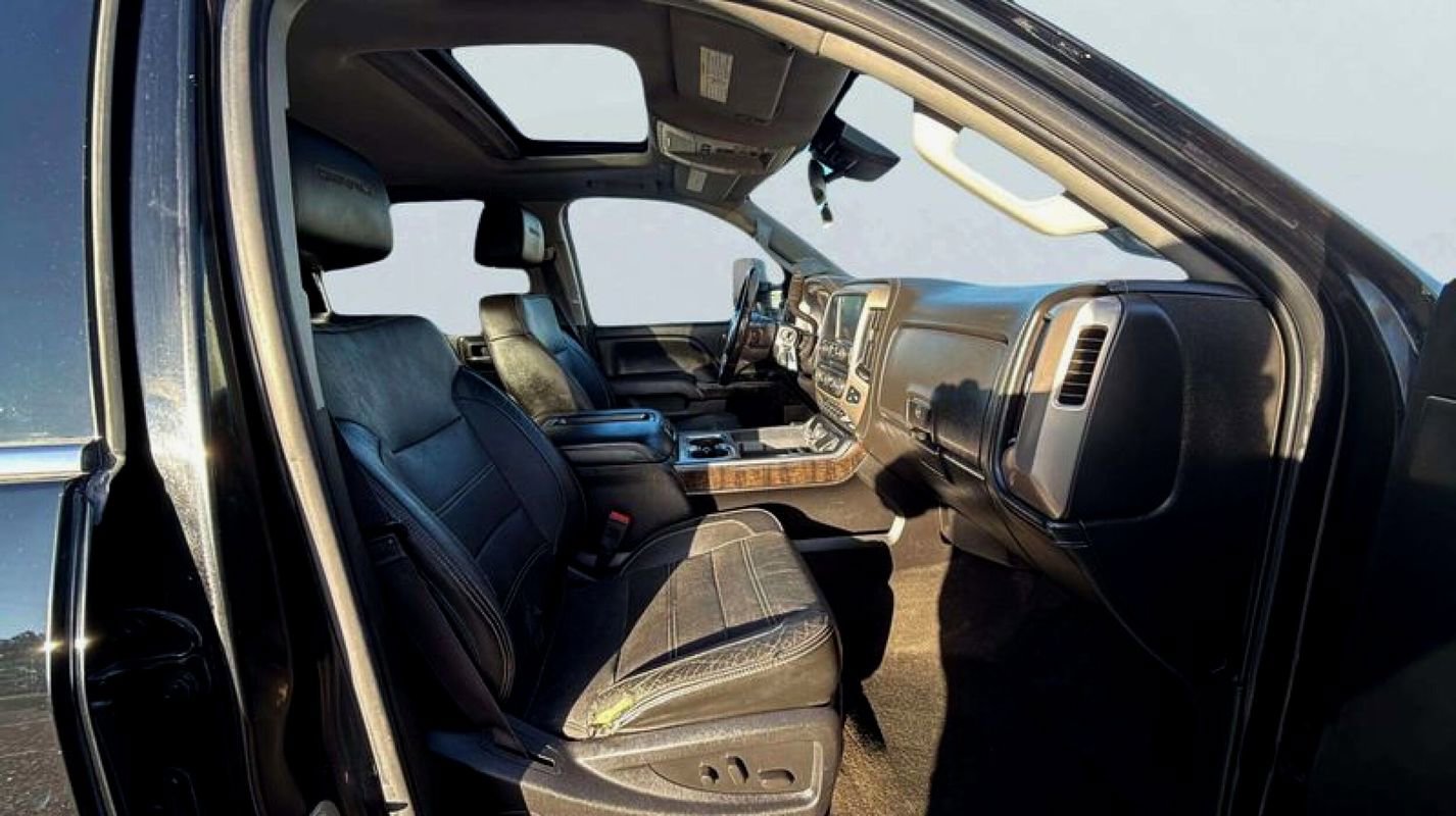 Used 2015 GMC Sierra 3500 Denali w/ Duramax Plus Package image 14