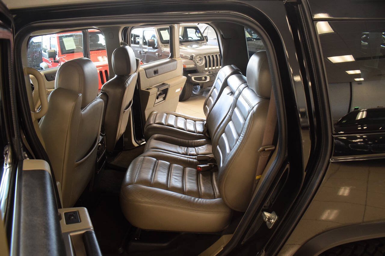 Used 2003 HUMMER H2 w/ Preferred Equipment Group AWD/4WD image 48