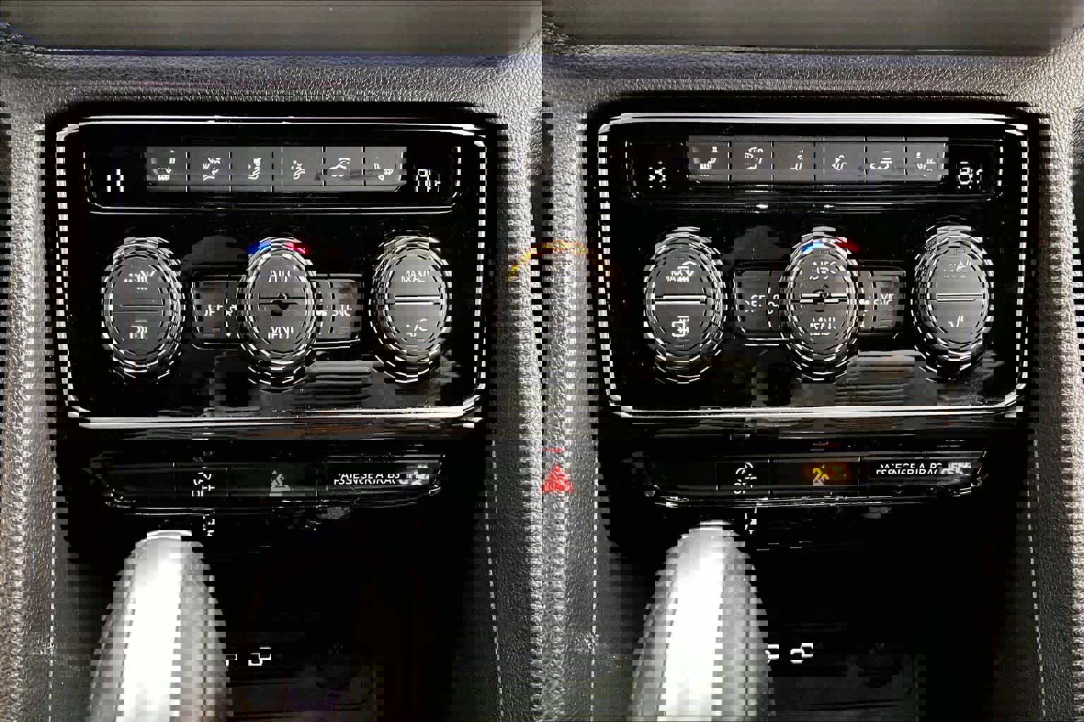 Used 2022 Volkswagen Atlas Cross Sport SEL R-Line image 36