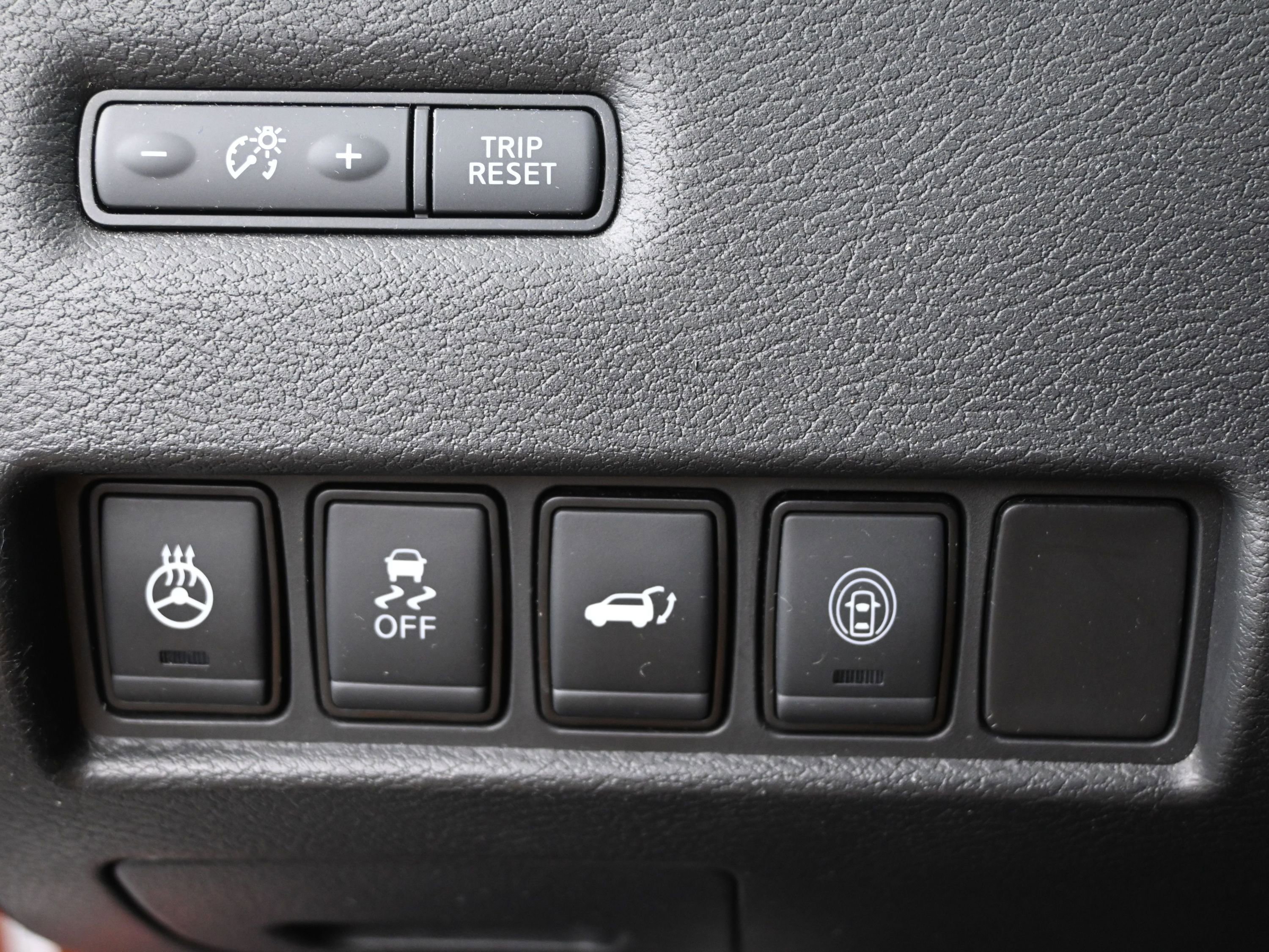 Used 2020 Nissan Murano SL w/ Moonroof Package image 12