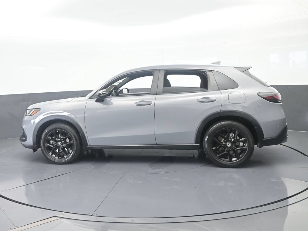 Used 2024 Honda HR-V Sport image 3