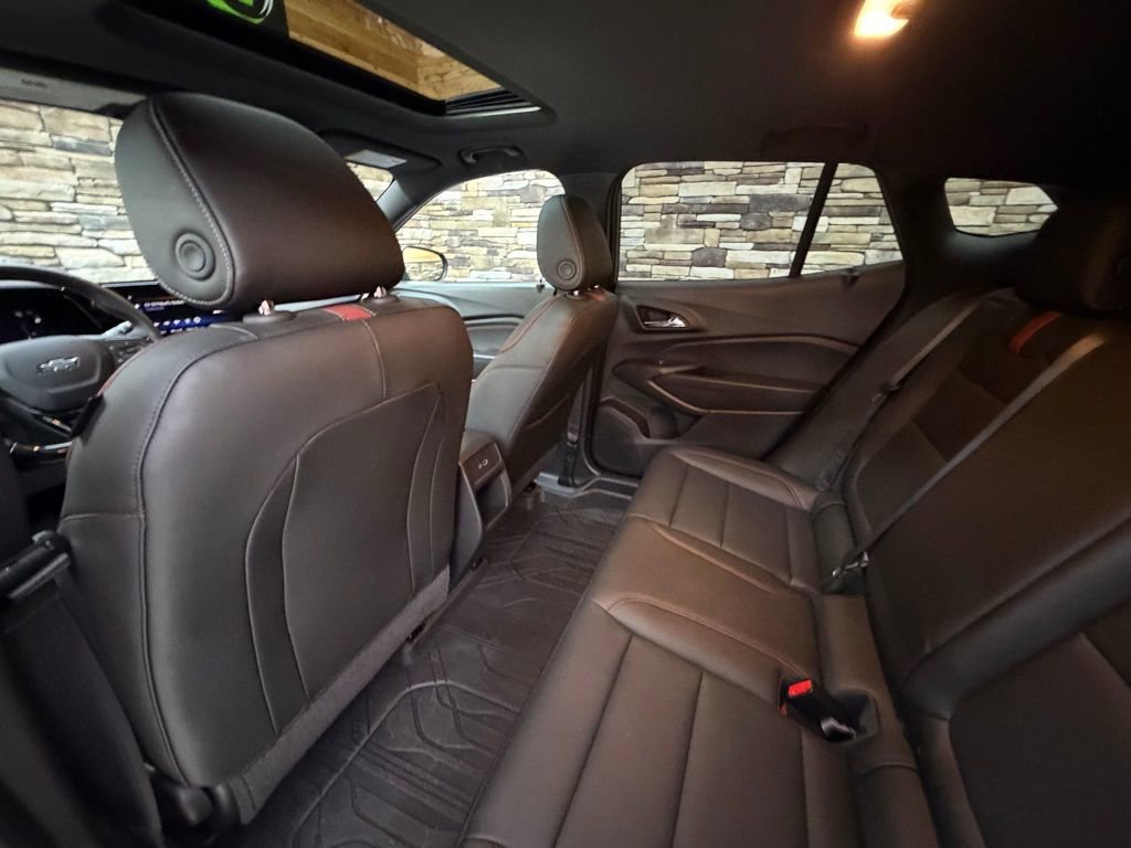 Used 2024 Chevrolet Trax RS w/ Sunroof Package image 26