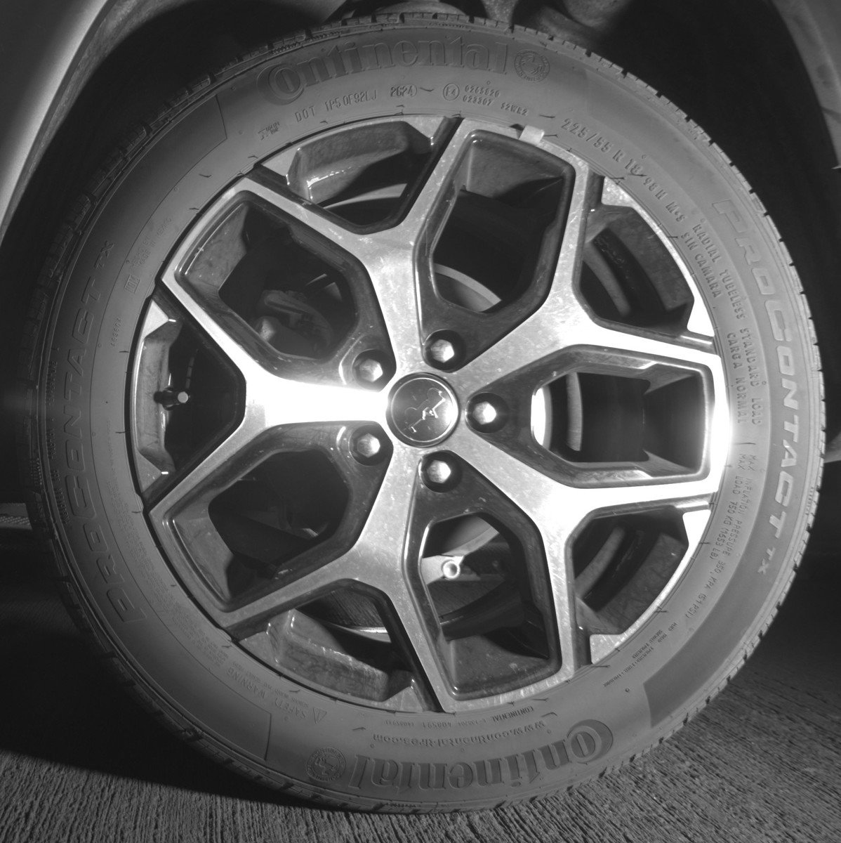 Used 2025 Jeep Compass Limited image 14