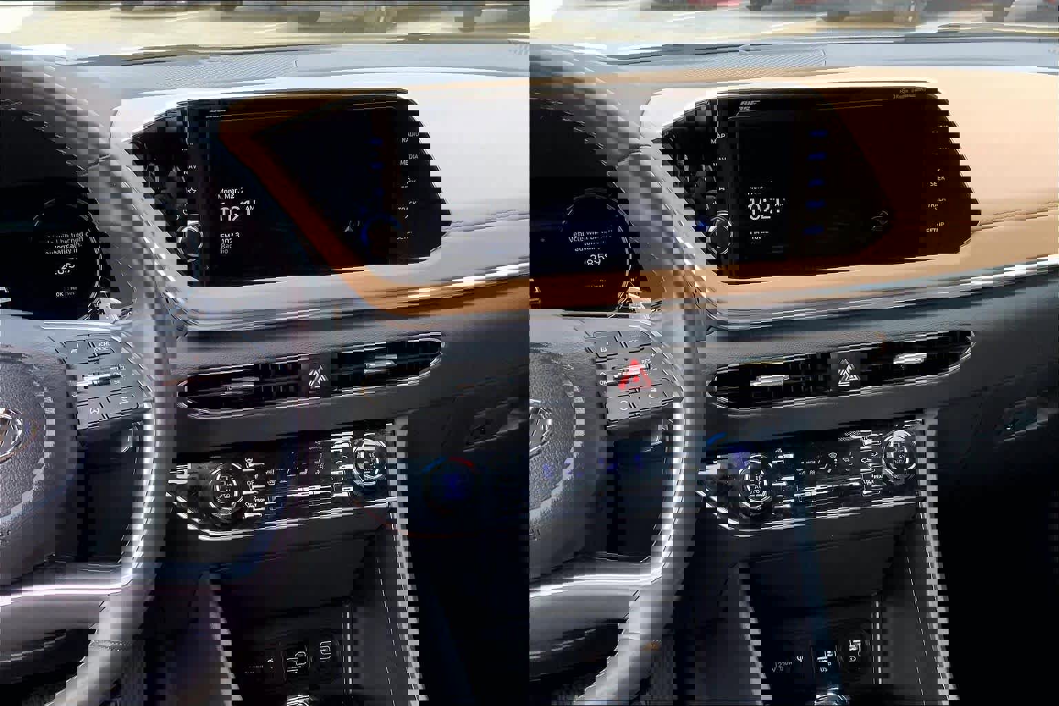 Used 2022 Hyundai Sonata Limited image 7