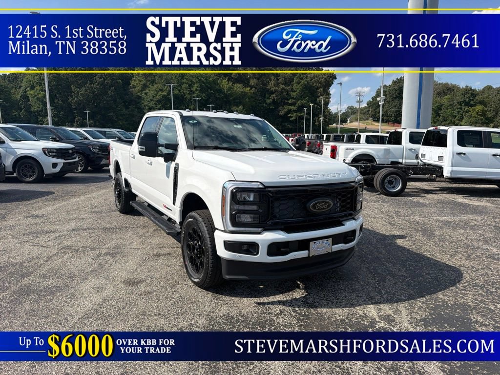 New 2026 Ford F250 Lariat w/ Black Appearance Package