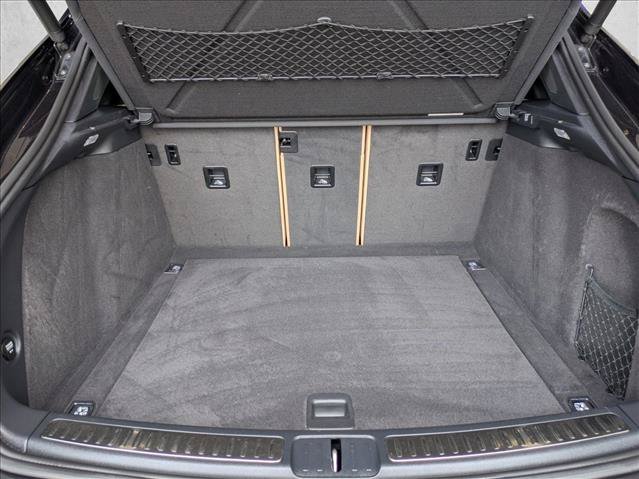 Used 2020 Porsche Macan AWD/4WD image 6