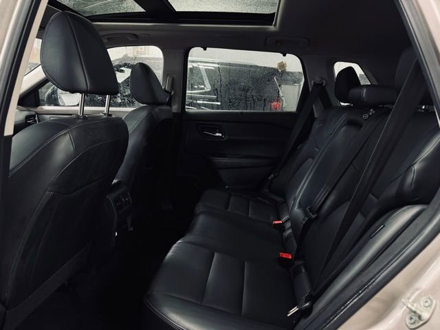 Used 2023 Nissan Rogue SL image 20