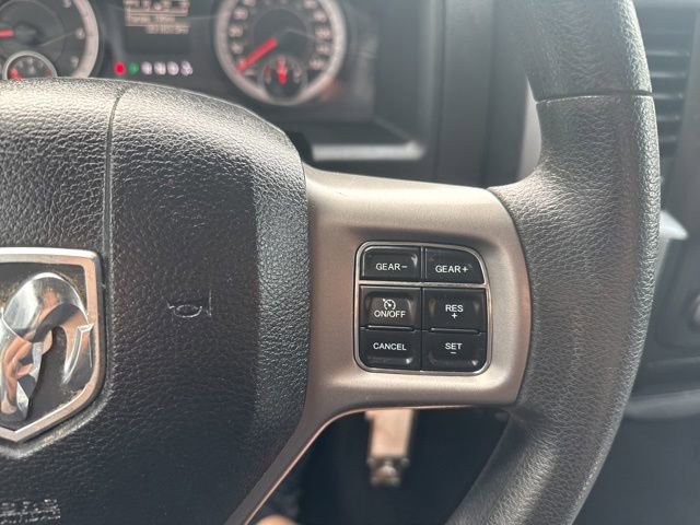 Used 2023 RAM 1500 Classic SLT AWD/4WD image 15